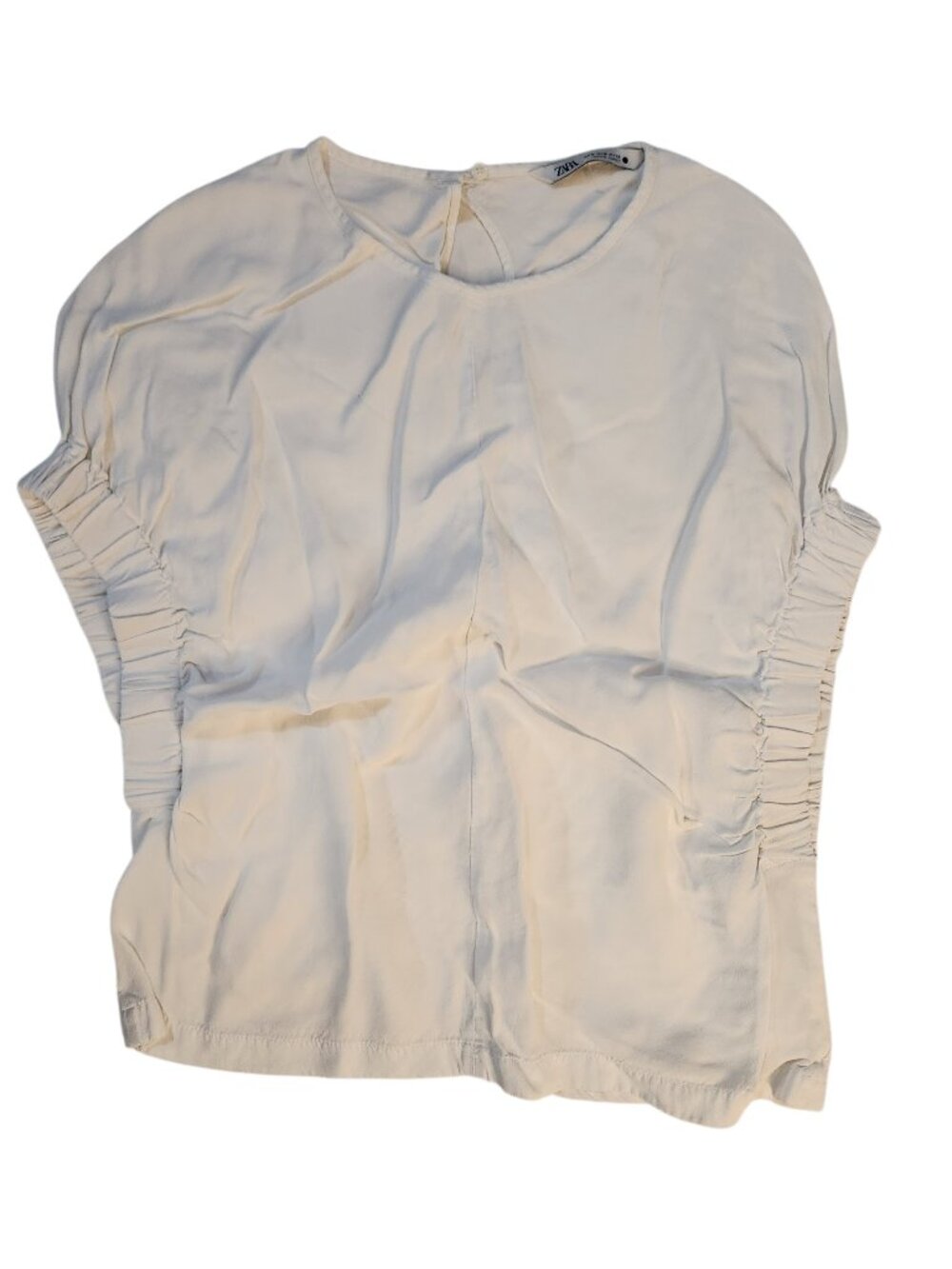 Zara White Ruched Side Blouse Top Size M Short Sleeve Keyhole Back Drape Casual